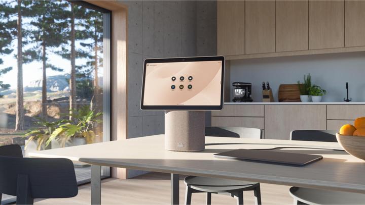 Actual product image Cisco Webex Desk Mini Upfront GPL First Light