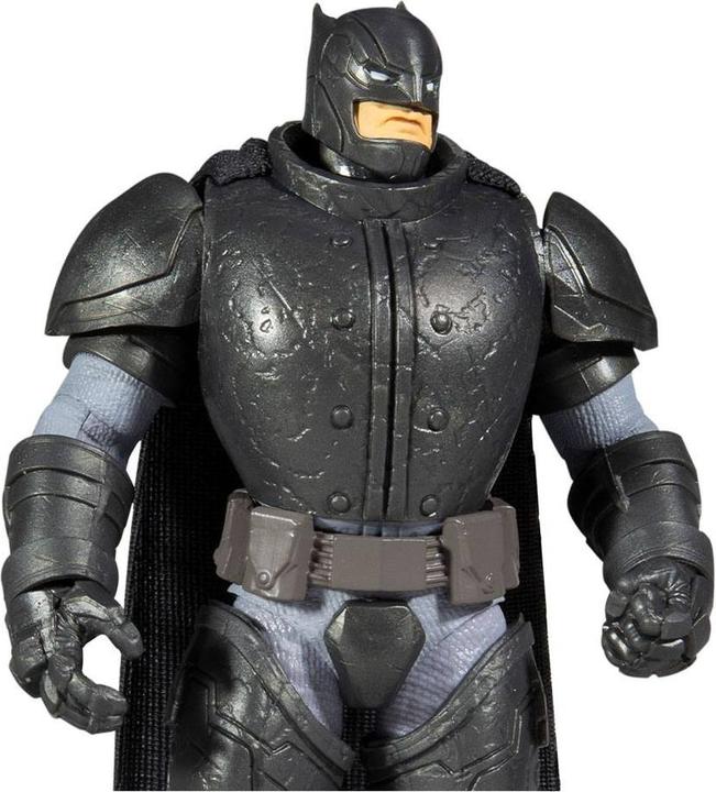 Actual product image McFarlane DC Multiverse Dark Knight Returns : Armored Batman 18cm