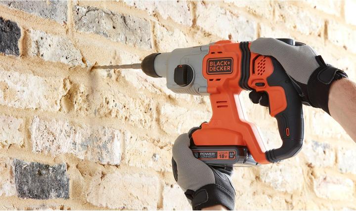 Actual product image Black & Decker BCD900BXJ (Hammer drill driver)