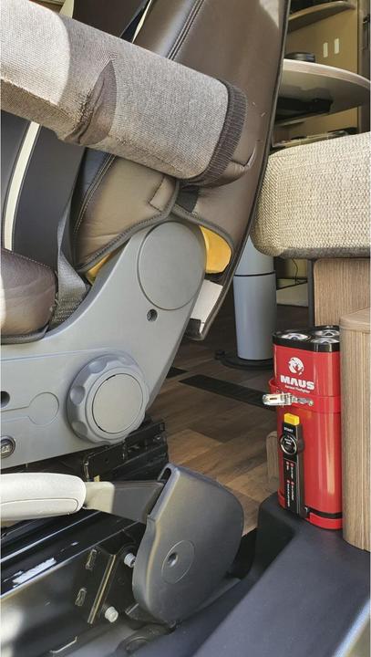 Actual product image Maus Xtin Grand - 3 times as powerful fire extinguisher