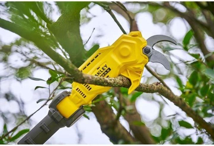 Actual product image Stanley 18V 2.0Ah 32mm Takkenschaar steel