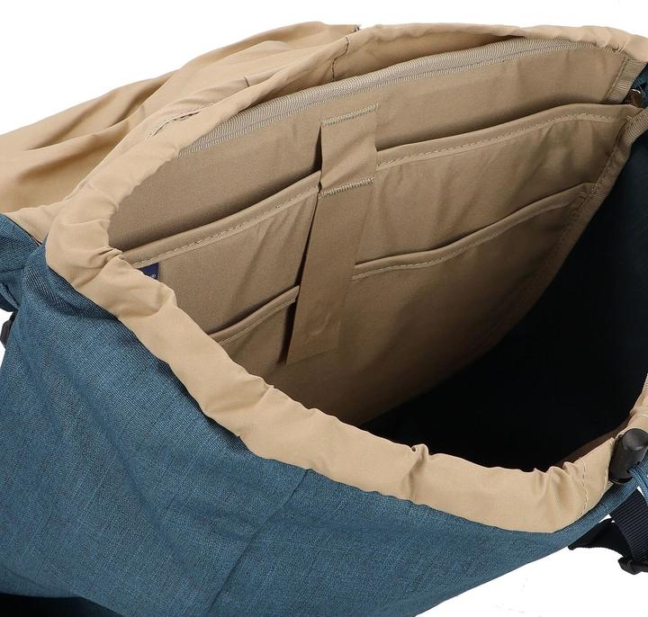 Actual product image Deuter Walker 24 (24 l)