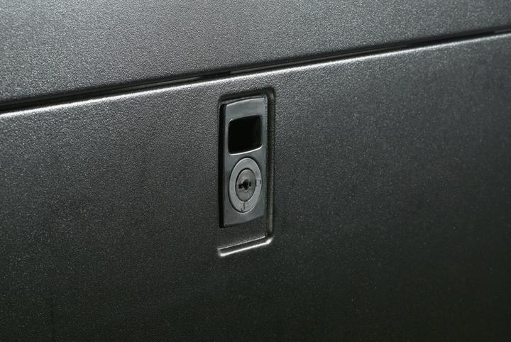 Actual product image APC NetShelter SX 42U Wide x Deep Enclosure Without Sides and Doors (42 RU, 19 inch rack)