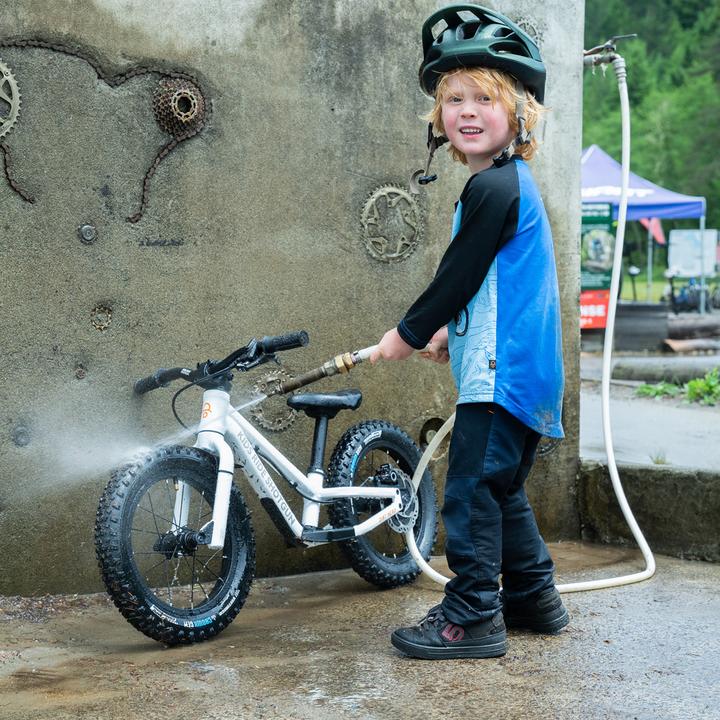 Actual product image Kids Ride Shotgun Dino Windproof Kids MTB Jersey (92)