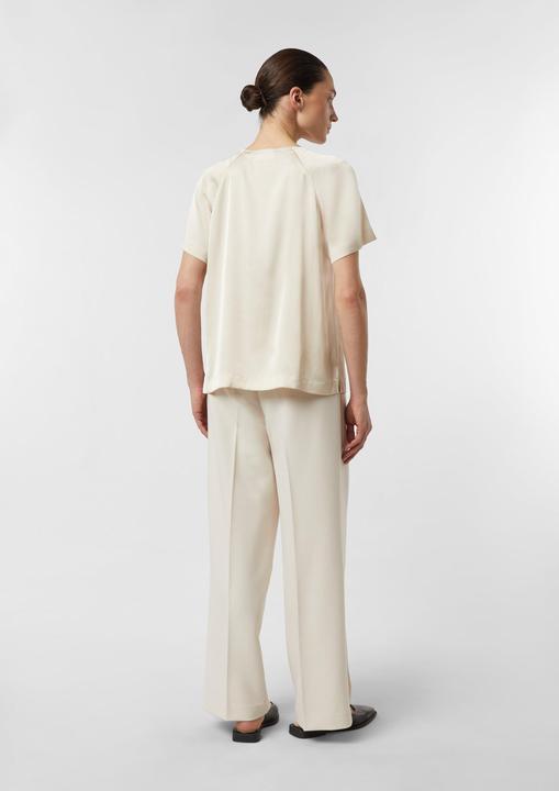 Produktbild Comma Bluse Feminine Kurzarmbluse mit Raglanärmeln und Raffung am Ausschnitt (44)