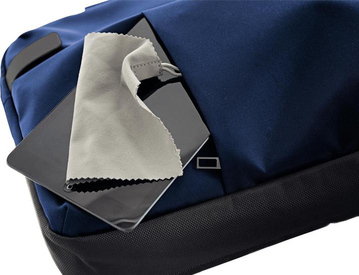 Produktbild Leitz COMPLETE - Laptoptasche Smart Traveller (13.30", Universal)