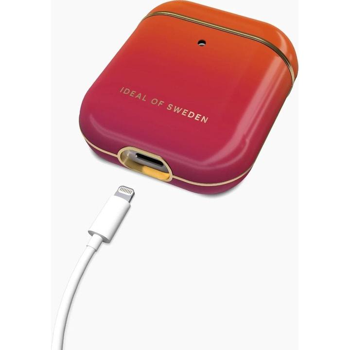 Actual product image iDeal Of Sweden Designer Hard Cover Vibrant Ombre
