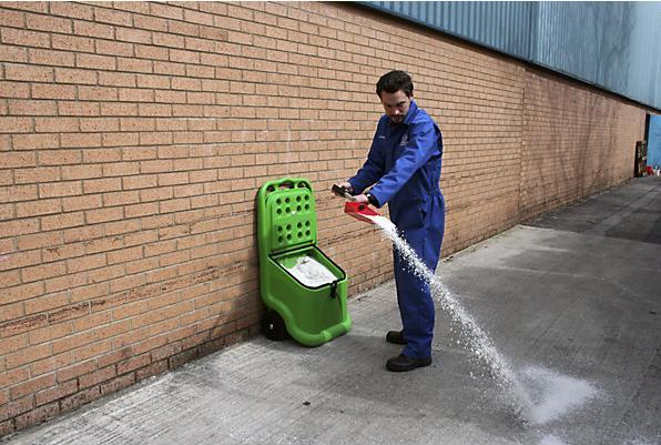 Image du produit eurokraft basic Chariot universel, idéal pour matériaux en vrac, capacité 75 l, vert.