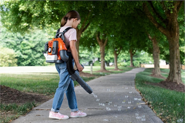 Actual product image Husqvarna Toy Bubble Leaf Blower