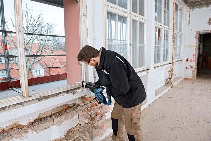 Actual product image Bosch Professional GSA 18V-32