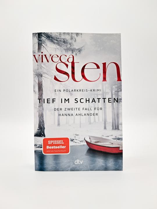 Image du produit Tief im Schatten (Allemand, Viveca Sten, Dagmar Lendt, 2024)