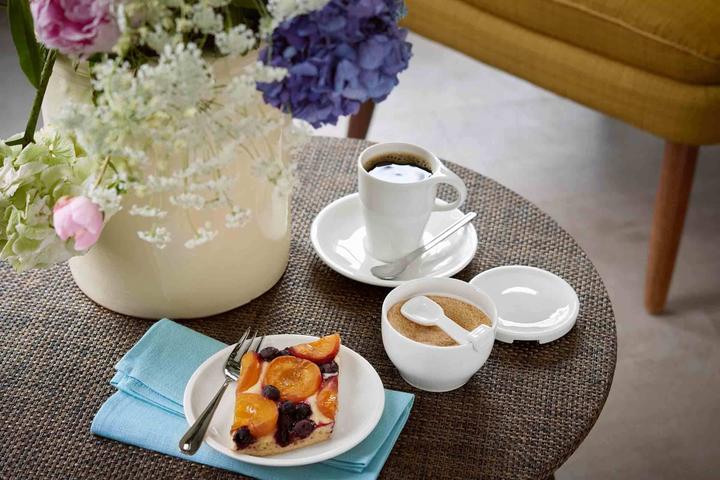Actual product image Villeroy & Boch Café au Lait-Tassen mit Untertassen Artesano Original (260 ml, 12 x)