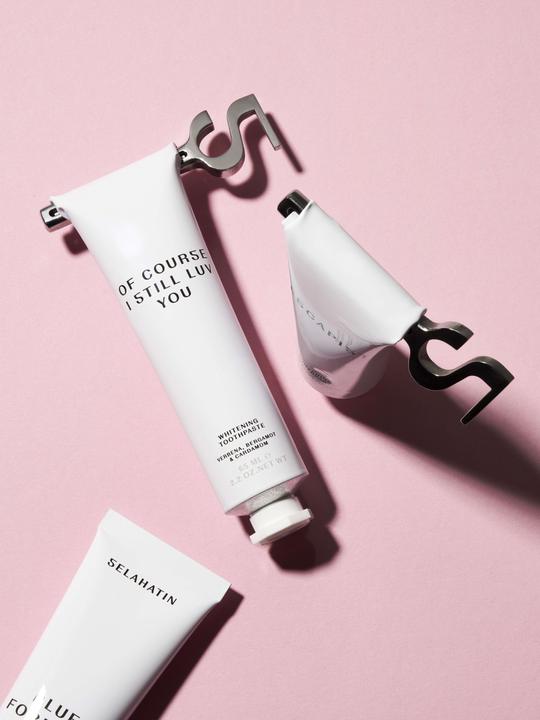 Image du produit Selahatin Pâte à dents blanchissante Of Course I Still Luv You (65 ml)