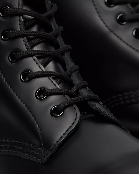 Actual product image Dr. Martens 1460 Smooth (43)