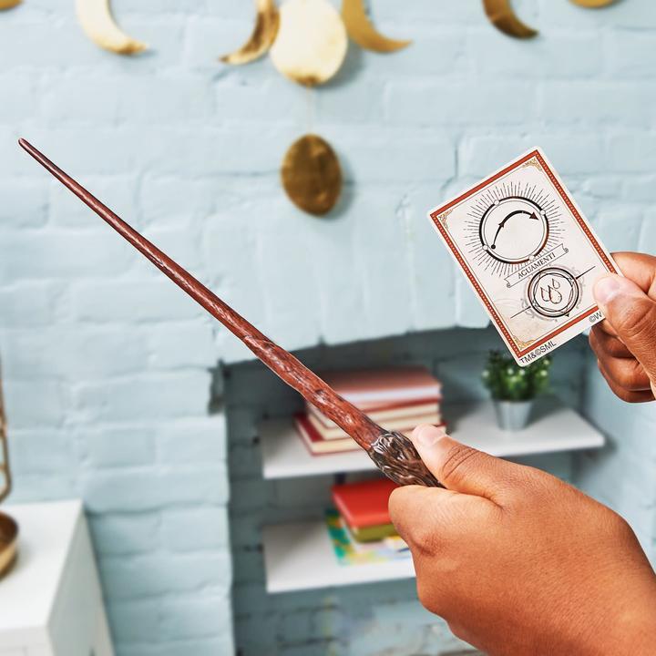 Actual product image Spin Master Wizarding World Harry Potter - Authentic Harry Potter wand