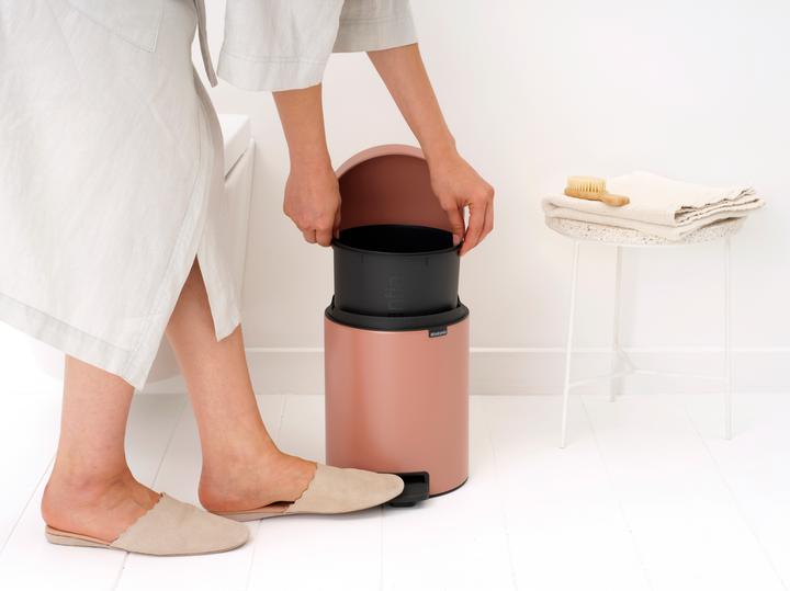 Actual product image Brabantia Kosmetikeimer NewIcon 5 l, Warm Copper (5 l)