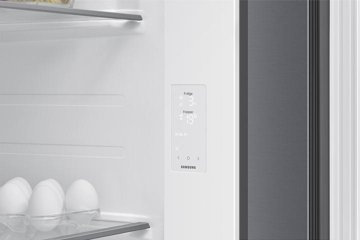 Actual product image Samsung RS70F65KETWS (640 l)