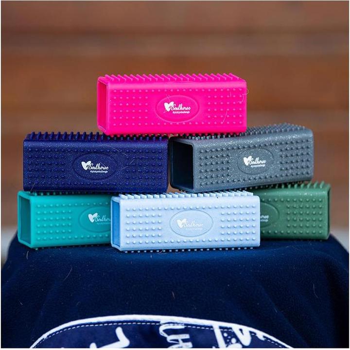 Actual product image Soulhorse Pinky pet hair remover