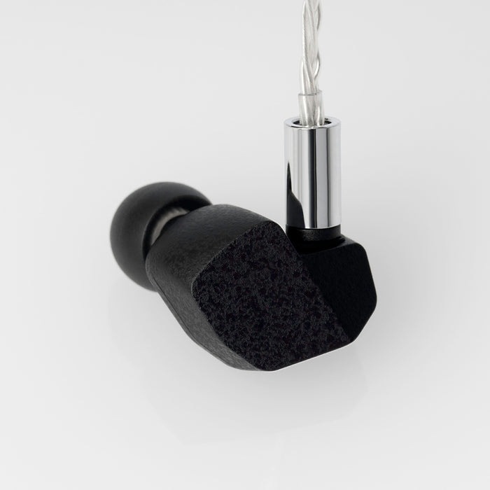 Actual product image FINAL A5000 (Cable)