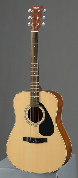 Produktbild Yamaha F370 Gitarre Akustikgitarre Holz Klassisch 6-saitig (Akustik Gitarre, Fichte, Rosenholz)