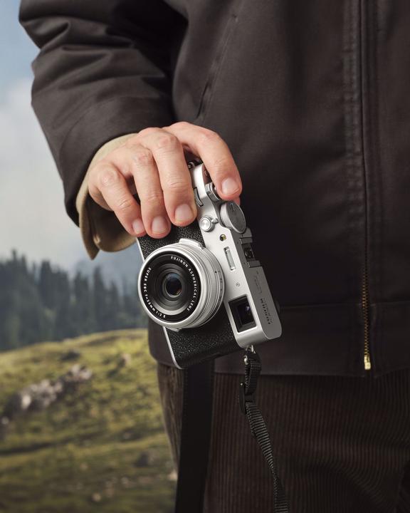 Produktbild Fujifilm X100VI (23 mm, 40.20 Mpx, APS-C / DX)
