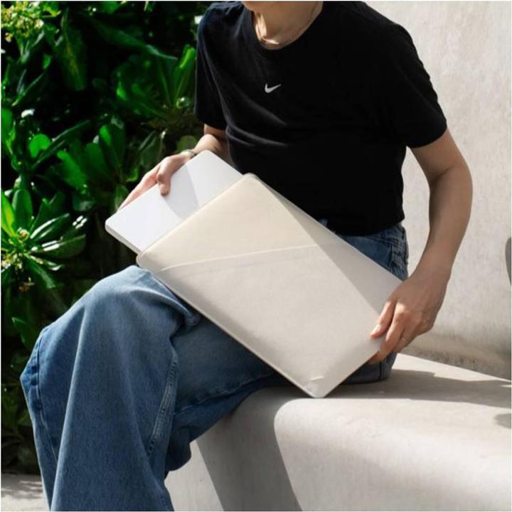 Actual product image Native Union NU-STOW-MBS-SAN-16 PC-Hülle (16", Apple)