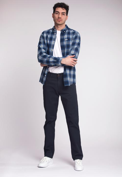 Actual product image Wrangler Greensboro (30)
