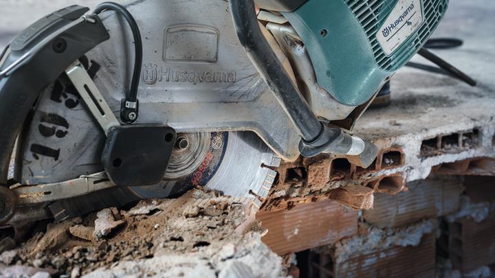 Produktbild Bosch Professional Zubehör PRO Abrasive Diamanttrennscheibe, 450 x 25,4 mm