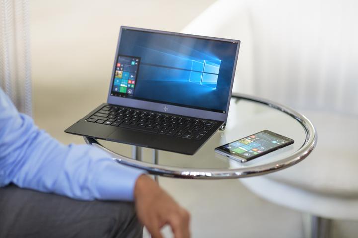 Produktbild HP Elite x3 (64 GB, Black, 5.96", Single SIM, 4G)