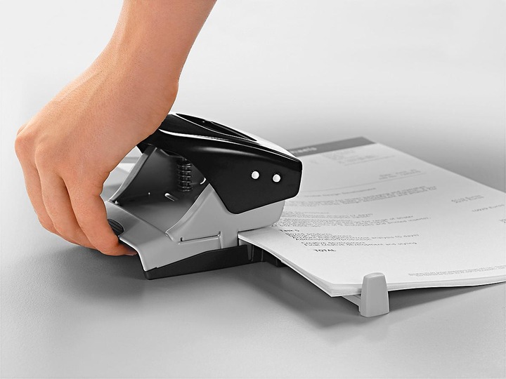 Image du produit Leitz Office hole punch NeXXt