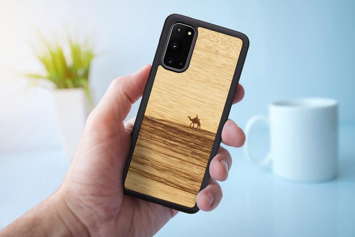 Actual product image Man&Wood case for Galaxy S20 terra black (Samsung Galaxy S20+)