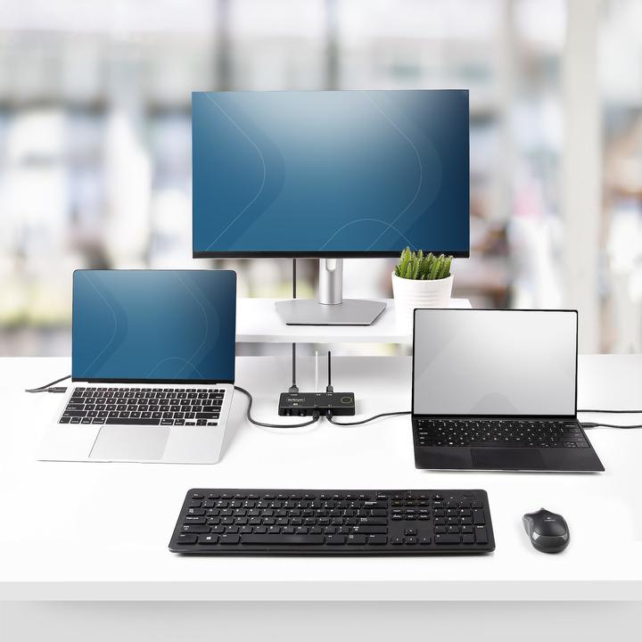 Actual product image StarTech com C2-H46-UC2-PD-KVM, 4096 x 2160 pixels, 4K Ultra HD, 10 W, Noir