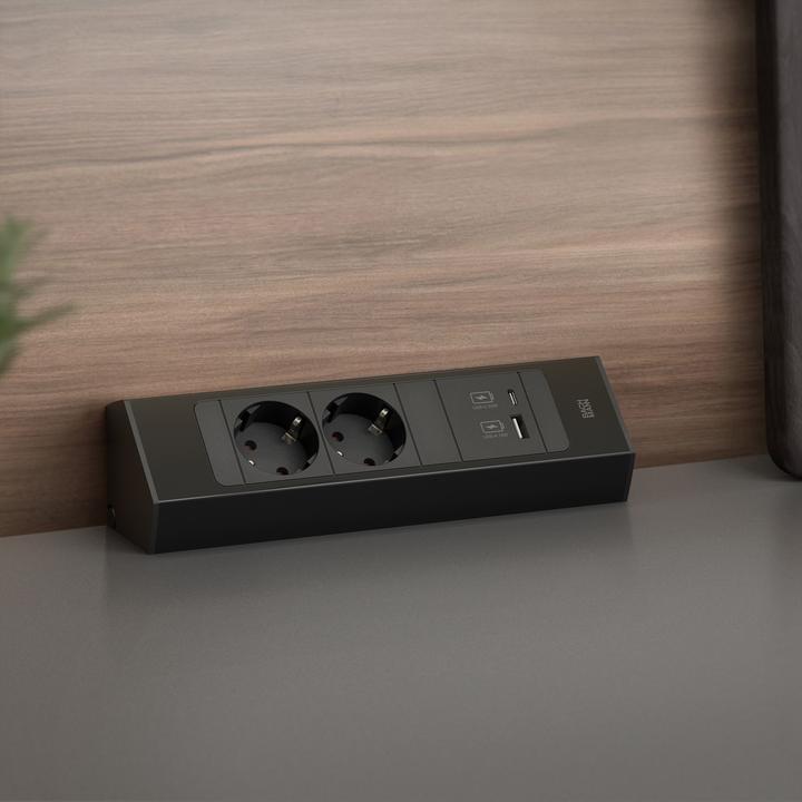 Actual product image Bachmann CASIA 2 2x socket 1x USB charger A/C (932.102) black, short (2 x, CEE 7/3, 2 m)
