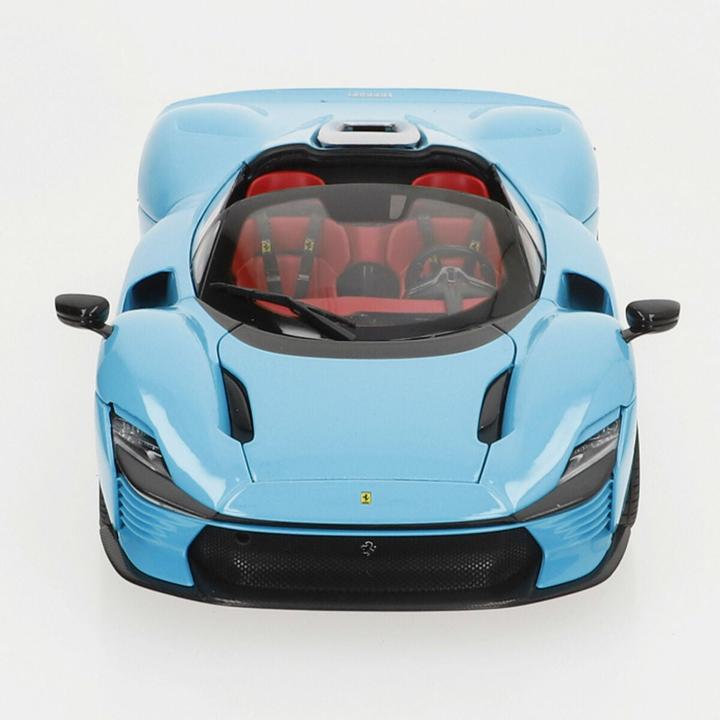 Actual product image Bburago Ferrari Signature Daytona SP3 1/18 blue