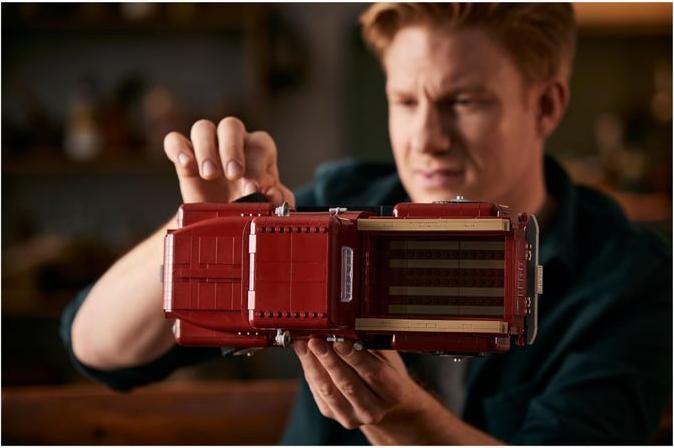 Actual product image LEGO Pickup (10290, LEGO Rare Sets, LEGO Creator Expert)