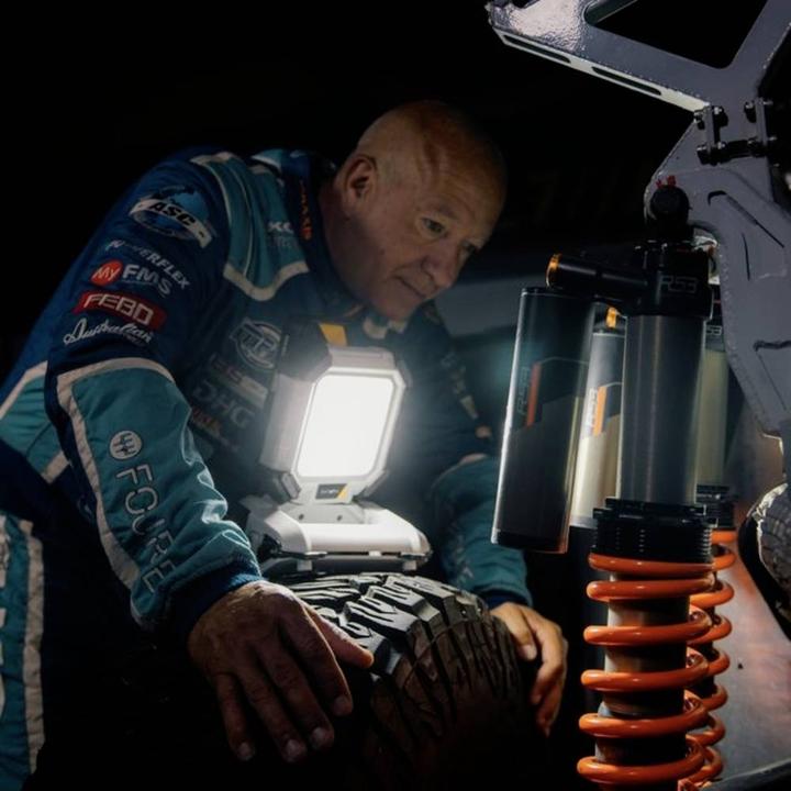 Produktbild Batavia 18V Akku-LED-Arbeitsleuchte (ohne Akku und Ladegerät) (1800 lm)