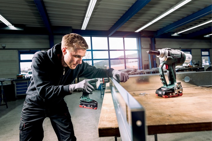 Immagine prodotto Metabo Pistola per rivetti ciechi a batteria