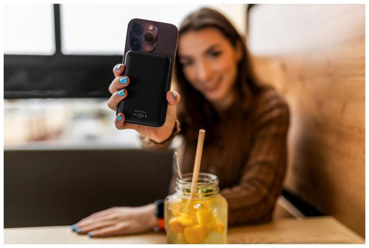 Produktbild Fixed MagZen, 6 000 mAh, Black (6000 mAh, 20 W, 23.10 Wh)