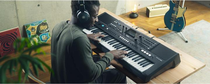 Produktbild Yamaha PSR-E483 (61 Tasten)