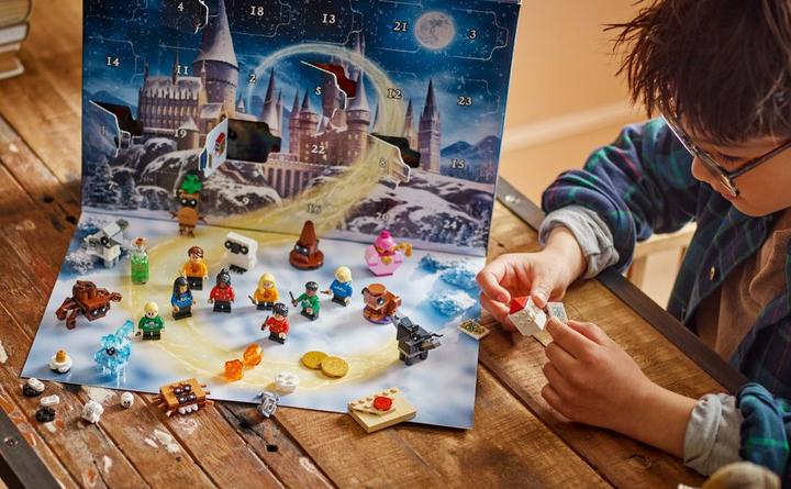 Actual product image LEGO Advent Calendar 2025 (LEGO Harry Potter, 76456)