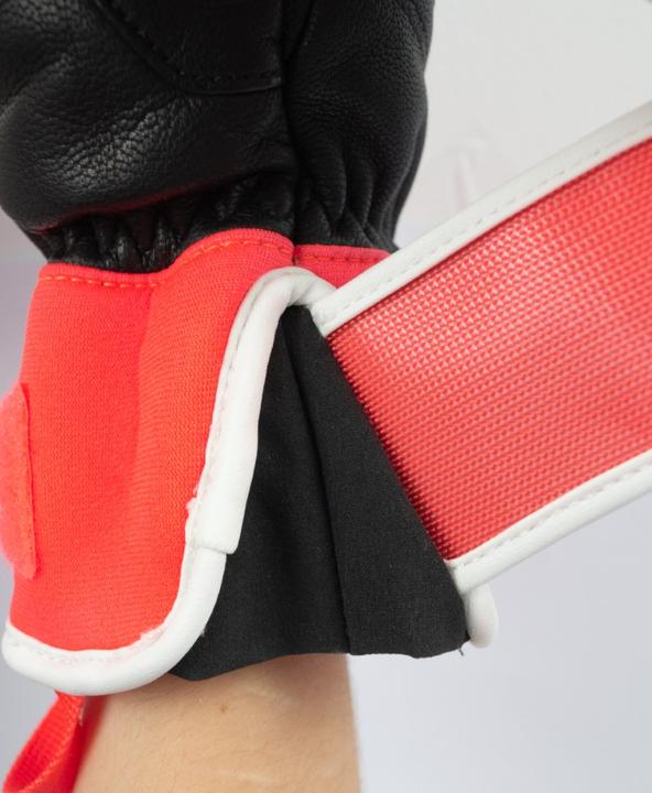 Actual product image Reusch Worldcup Warrior Team (7.5)