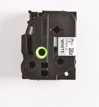 Produktbild Brother Flexitape lamin. schwarz/weiss TZe-FX261 zu PT-550 (4 cm, Schwarz)