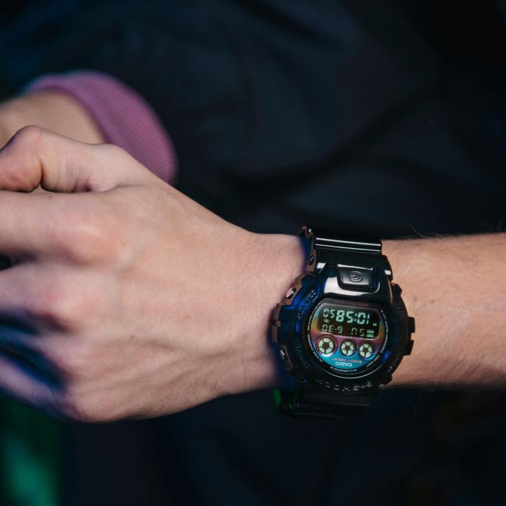Immagine prodotto Casio G-Shock - DW-6900RGB-1ER (Orologio digitale, Cronografo, 50 mm)