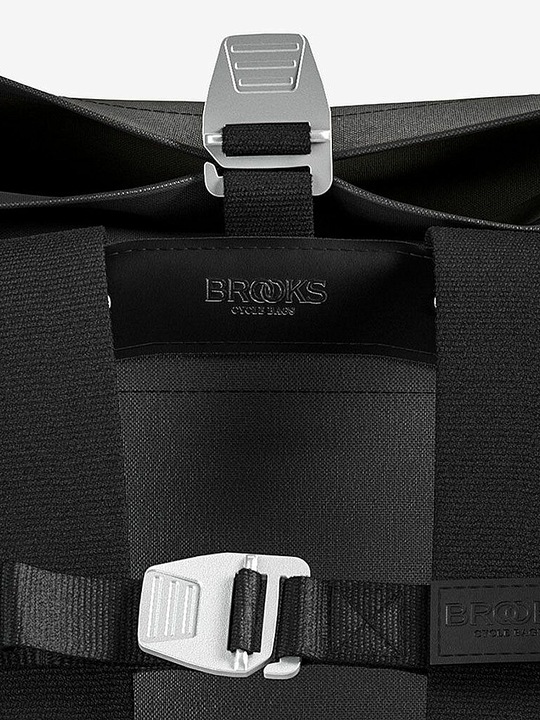 Actual product image Brooks England Pickwick (12 l)