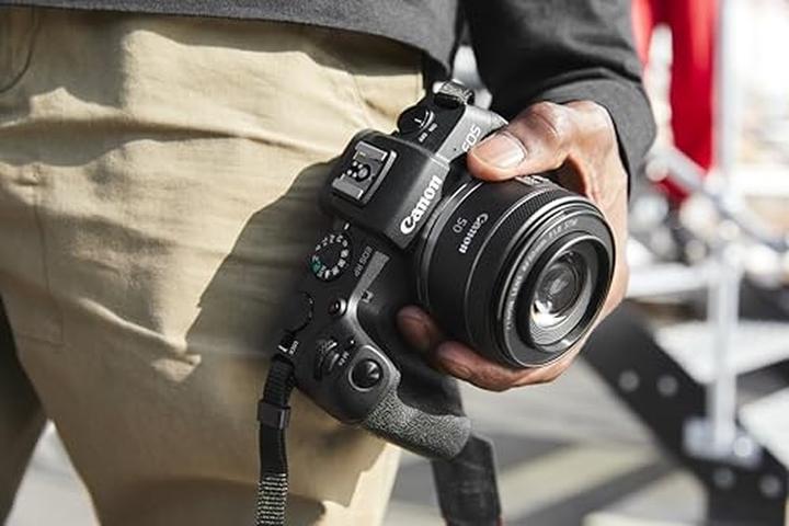 Actual product image Canon RF 50mm f/1.8 STM (Canon RF, full size)