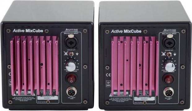 Actual product image Avantone Pro Amb Active Mixcube (Active, 1 pc.)