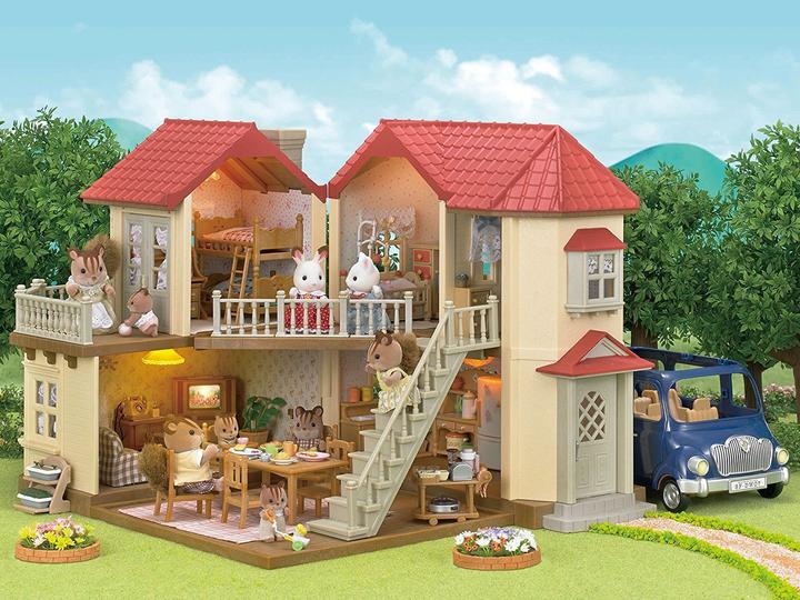 Actual product image Sylvanian Families Seven-seater