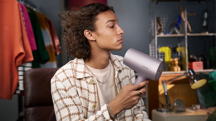 Actual product image Philips BHD723/18 HAIR DRYER SERIES 7000