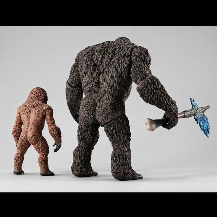 Actual product image Megahouse Godzilla x Kong: The New Empire Ultimate Article Monsters Figures Godzilla & Suko 30 cm