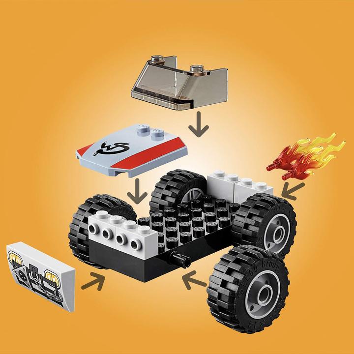 Actual product image LEGO Repair workshop (70821)
